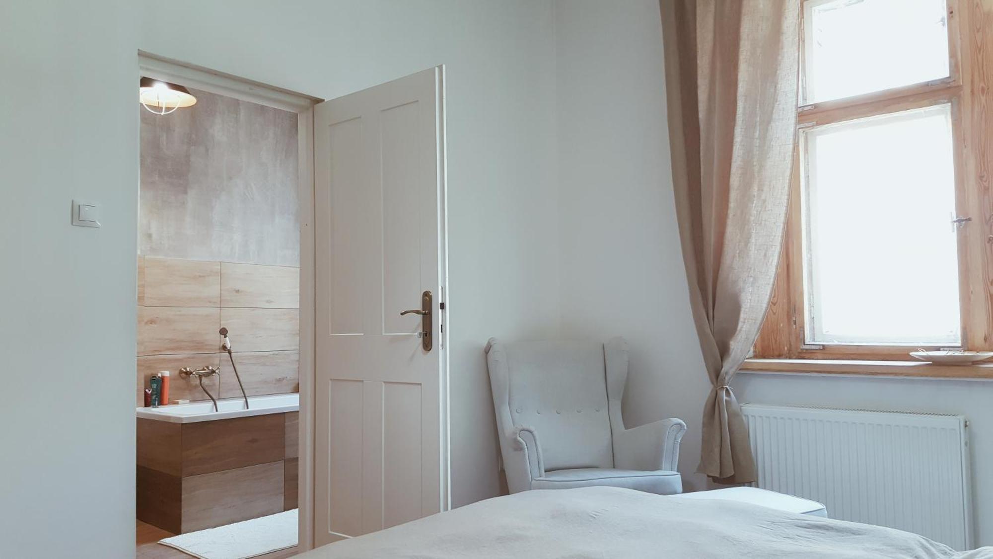 Music & Love Apartments And Rooms Катовіце Екстер'єр фото